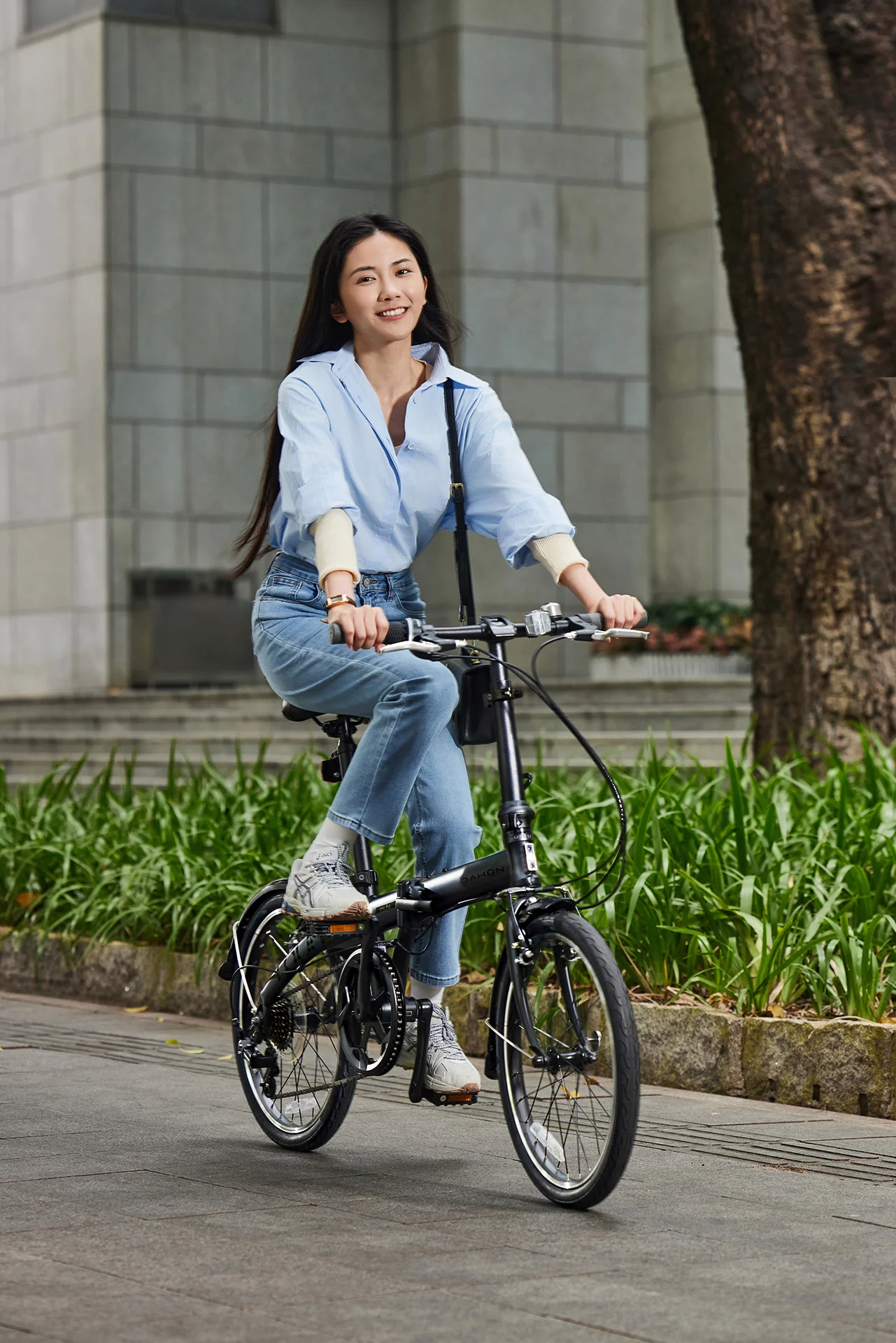 Urban Commuter Bicycle Photography ecommerce product visual