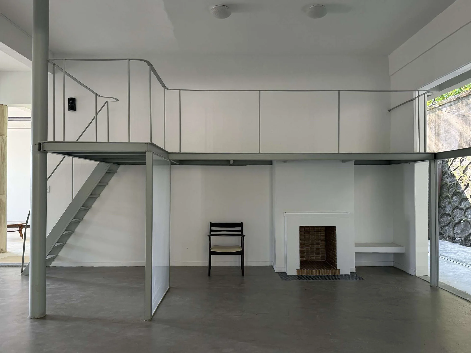 HouseDoor studio scene reference