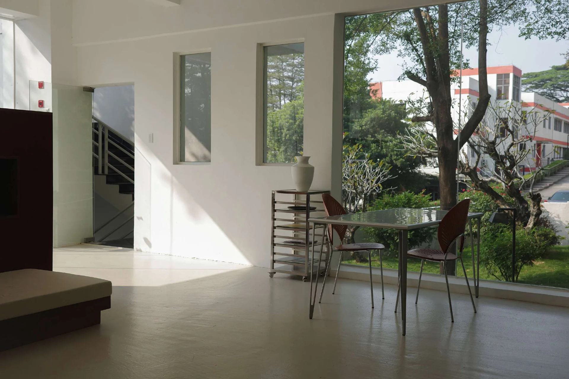 HouseDoor studio scene reference