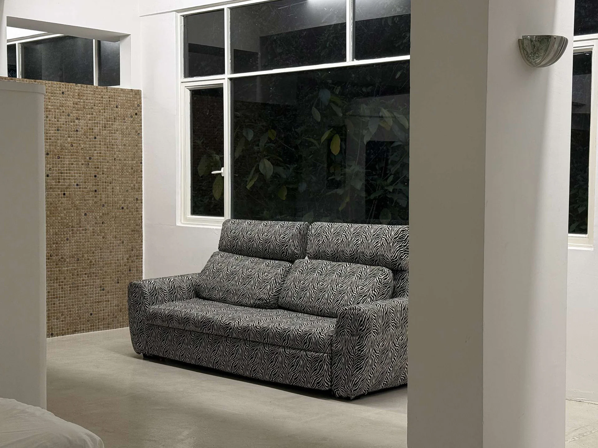 HouseDoor studio scene reference