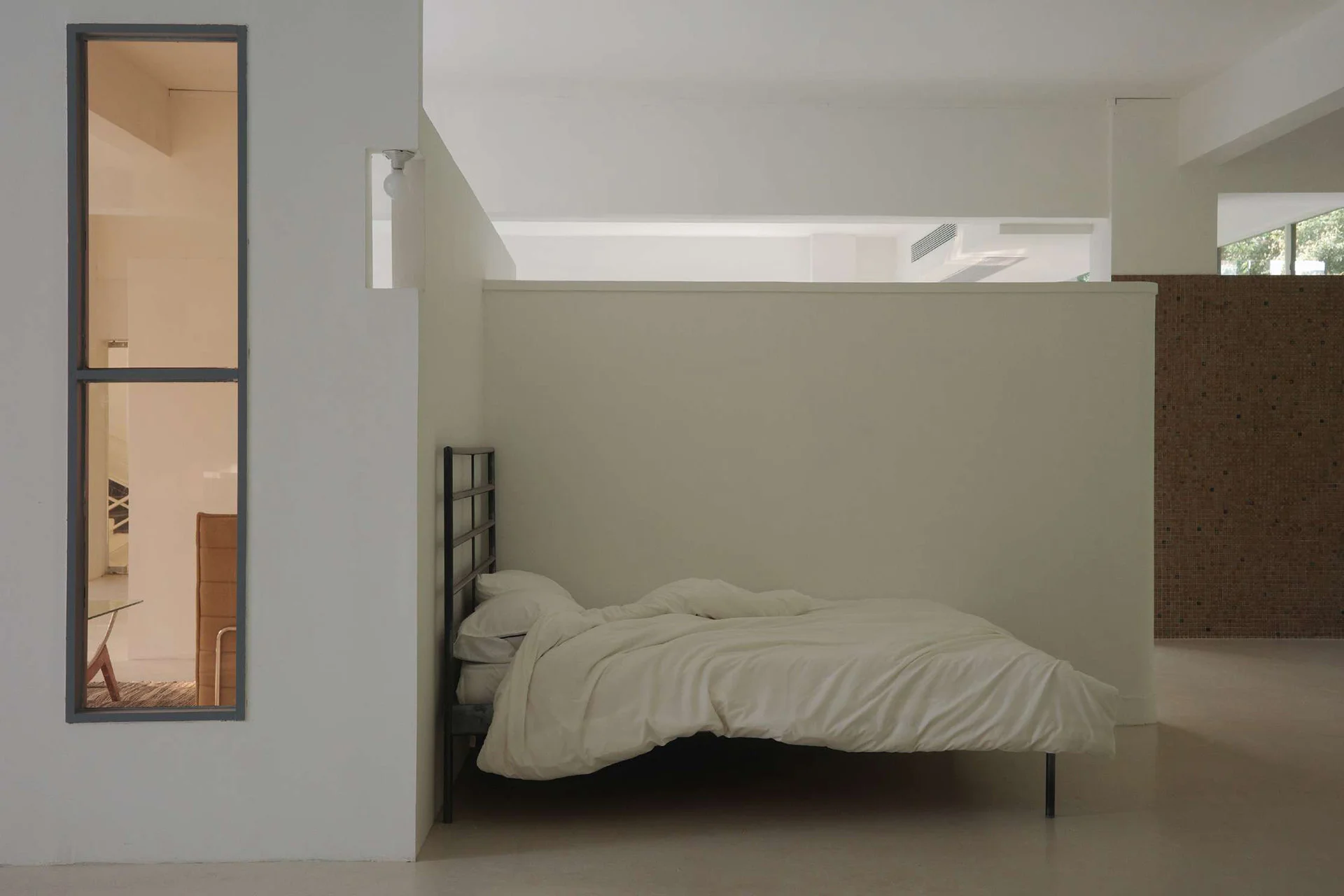HouseDoor studio scene reference