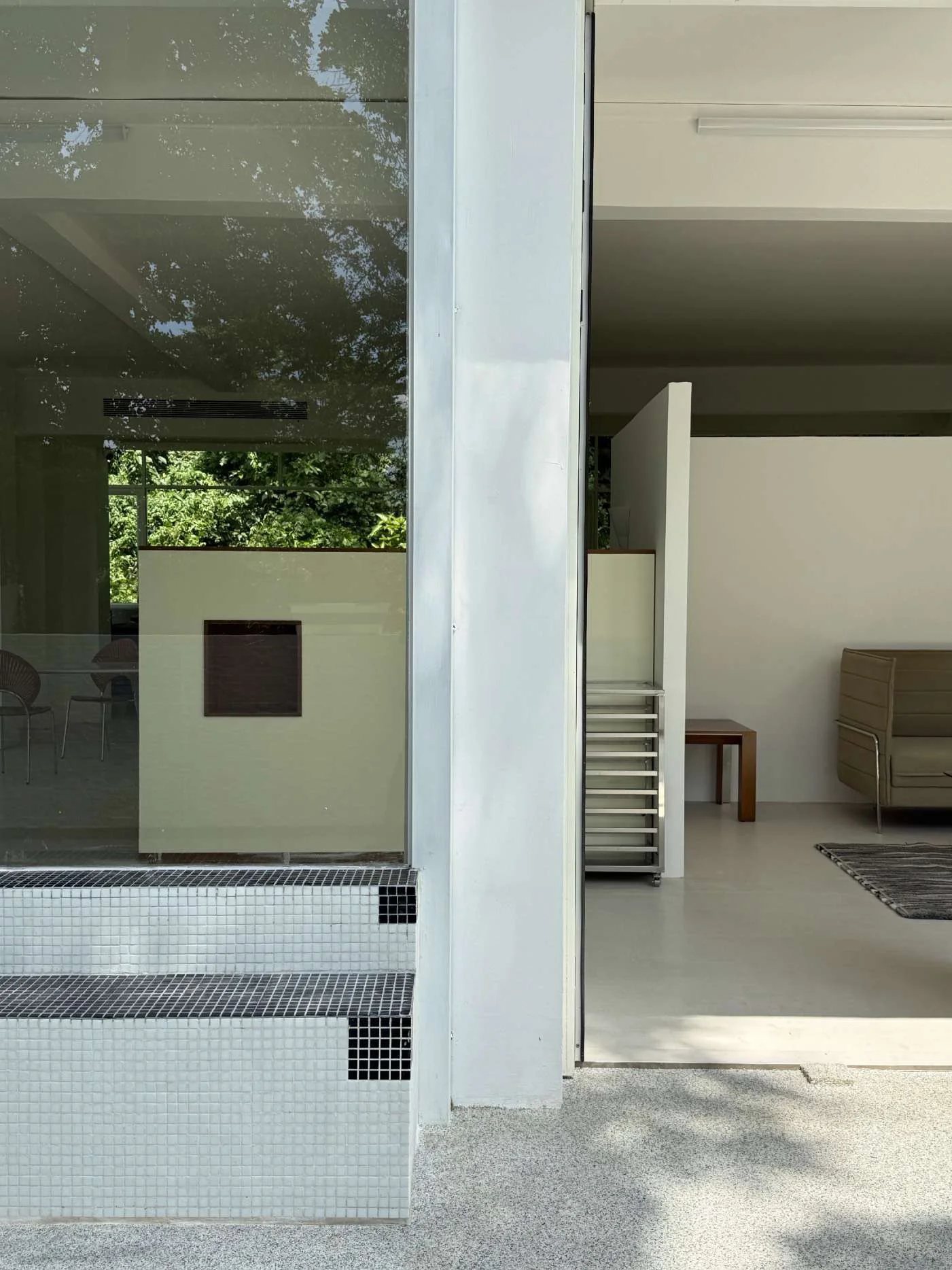 HouseDoor studio scene reference