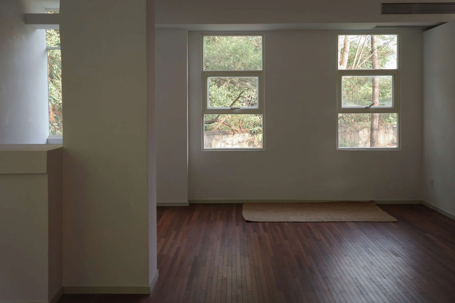 HouseDoor studio scene reference