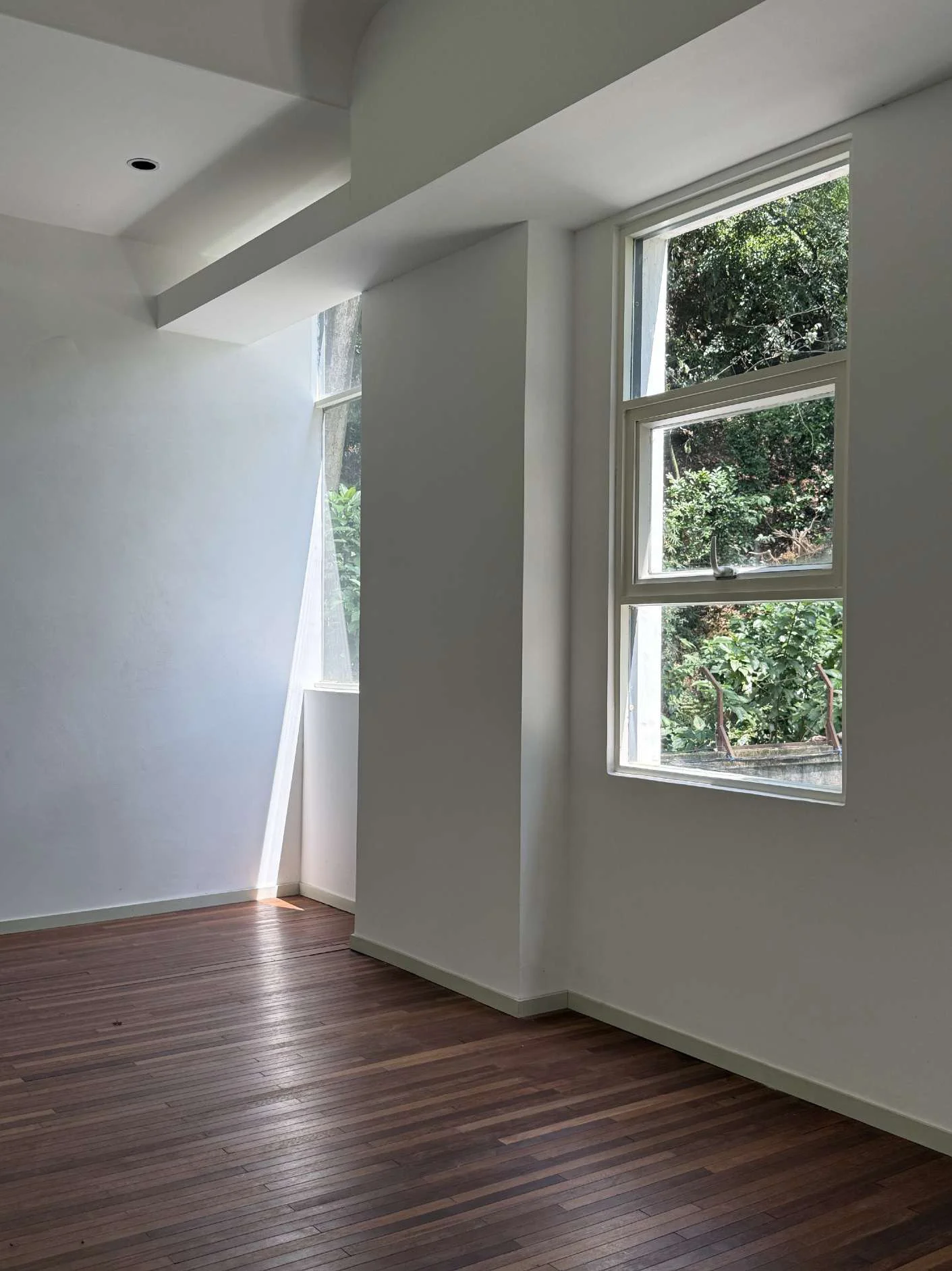 HouseDoor studio scene reference