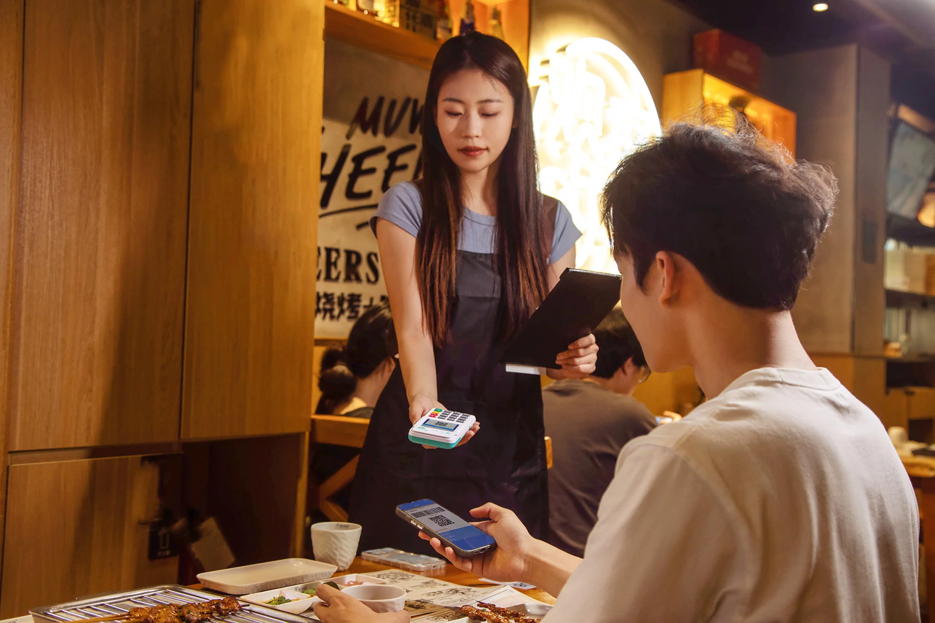 Mobile Payment Lifestyle Campaign ecommerce product visual