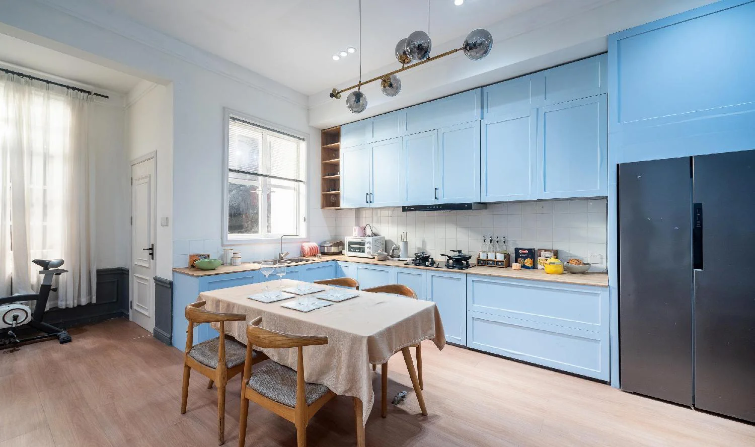 020 Residential Studio Base Dining studio scene reference