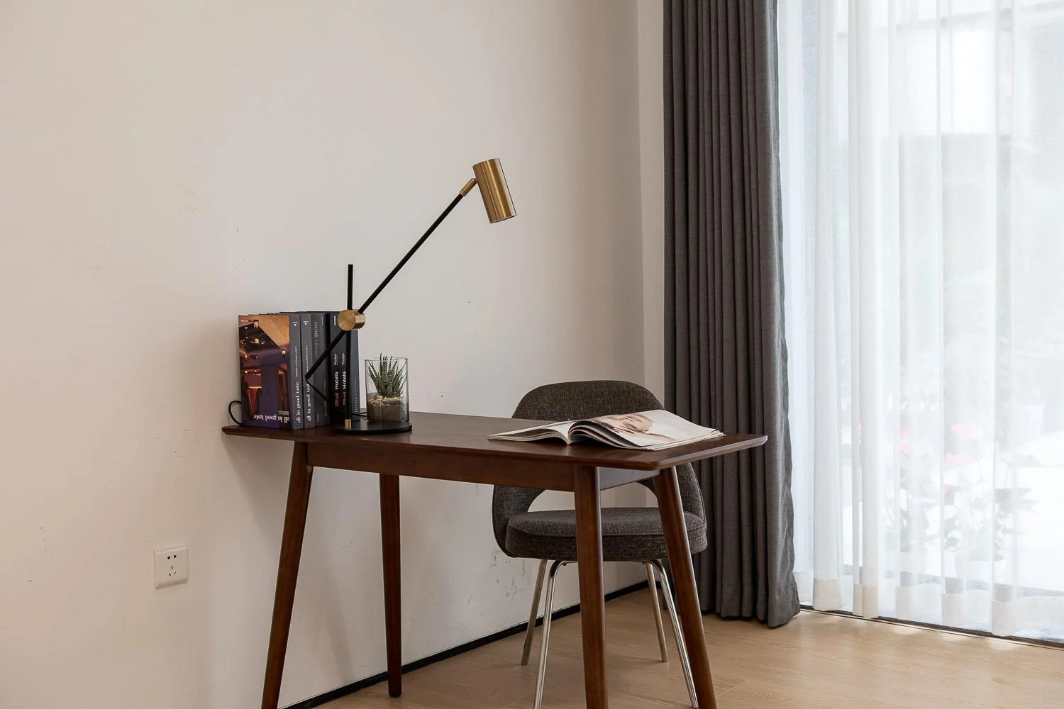 020 Residential Studio Base Living Room studio scene reference