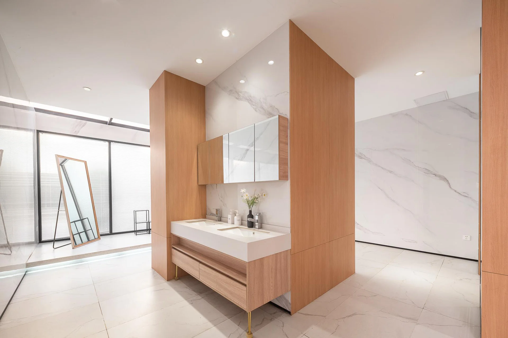 020 Residential Studio Base Bathroom studio scene reference