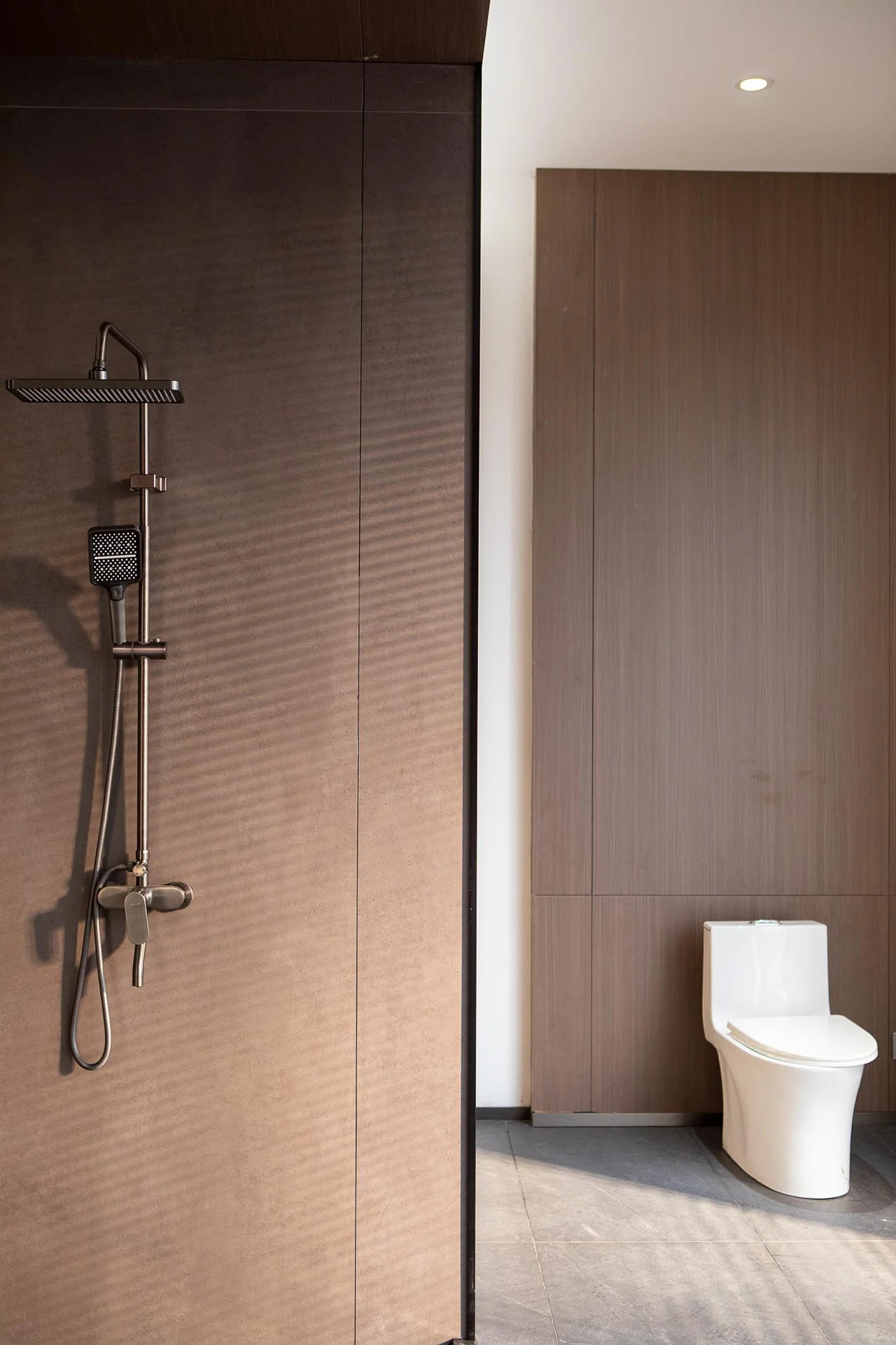 020 Residential Studio Base Bathroom studio scene reference