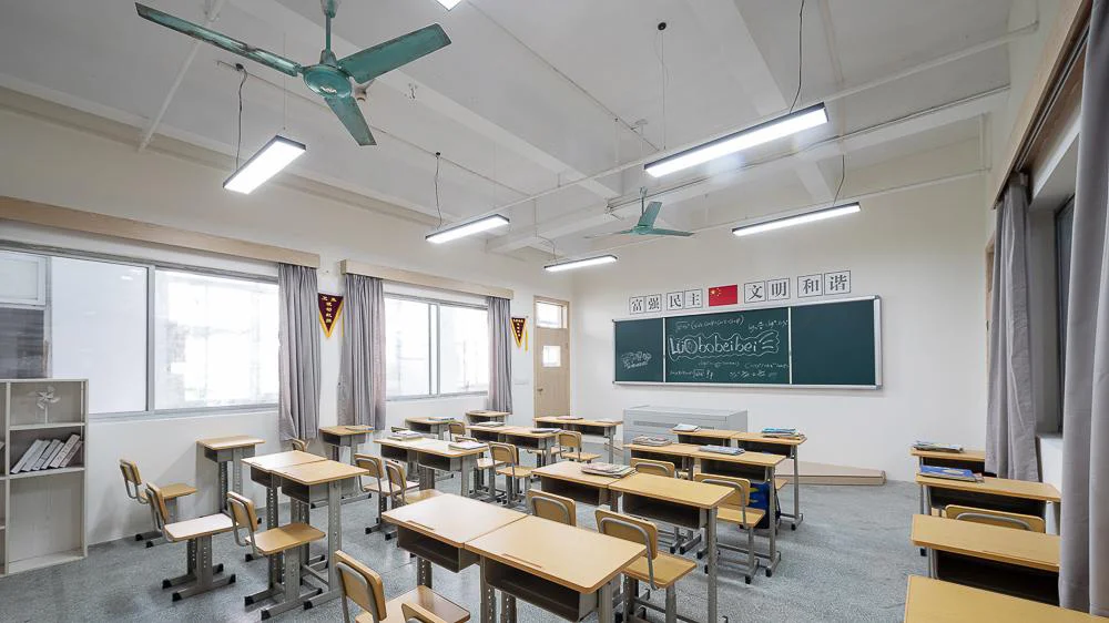 020 Residential Studio Base Schoolroom studio scene reference