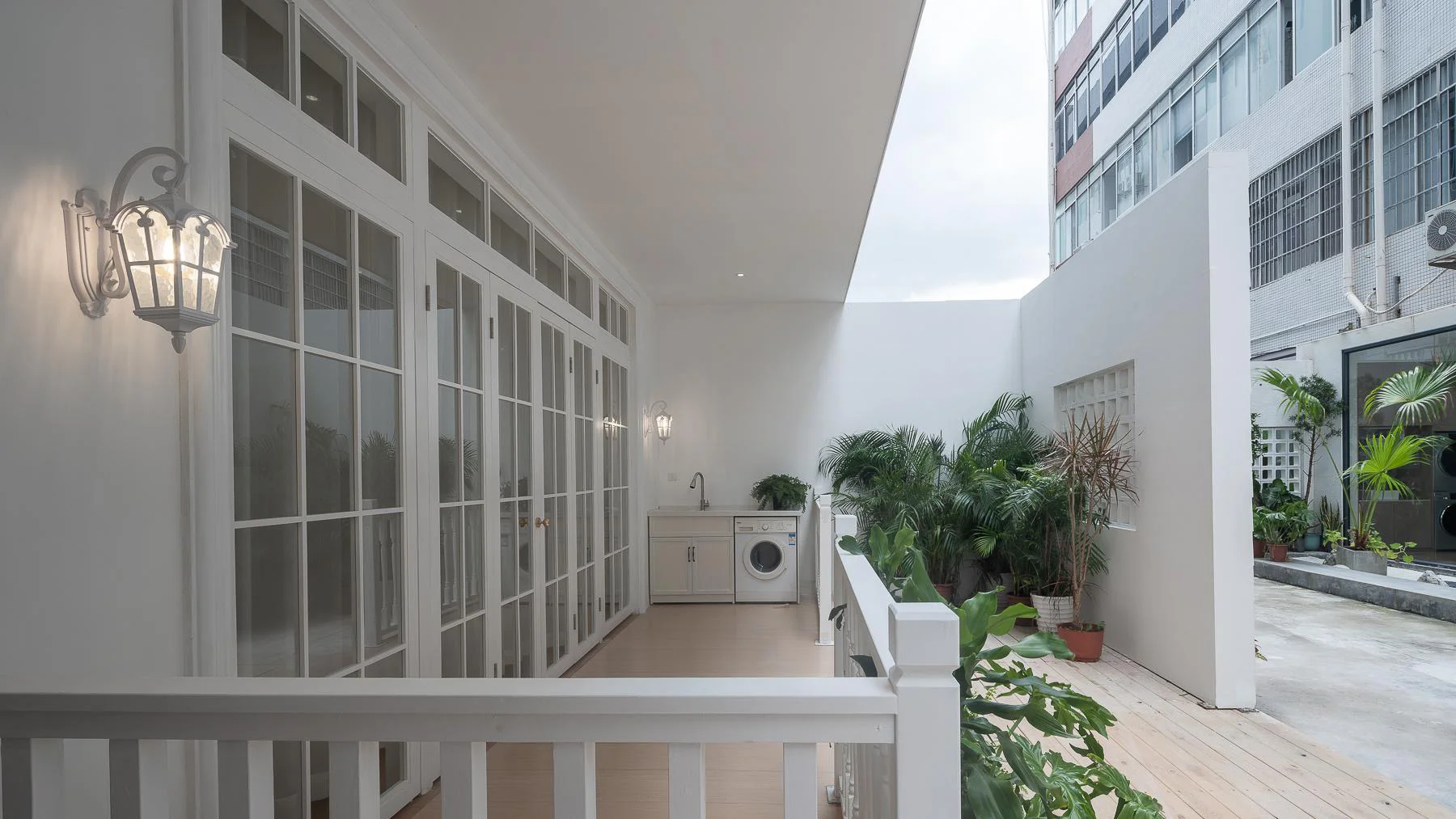020 Residential Studio Base Outdoor studio scene reference