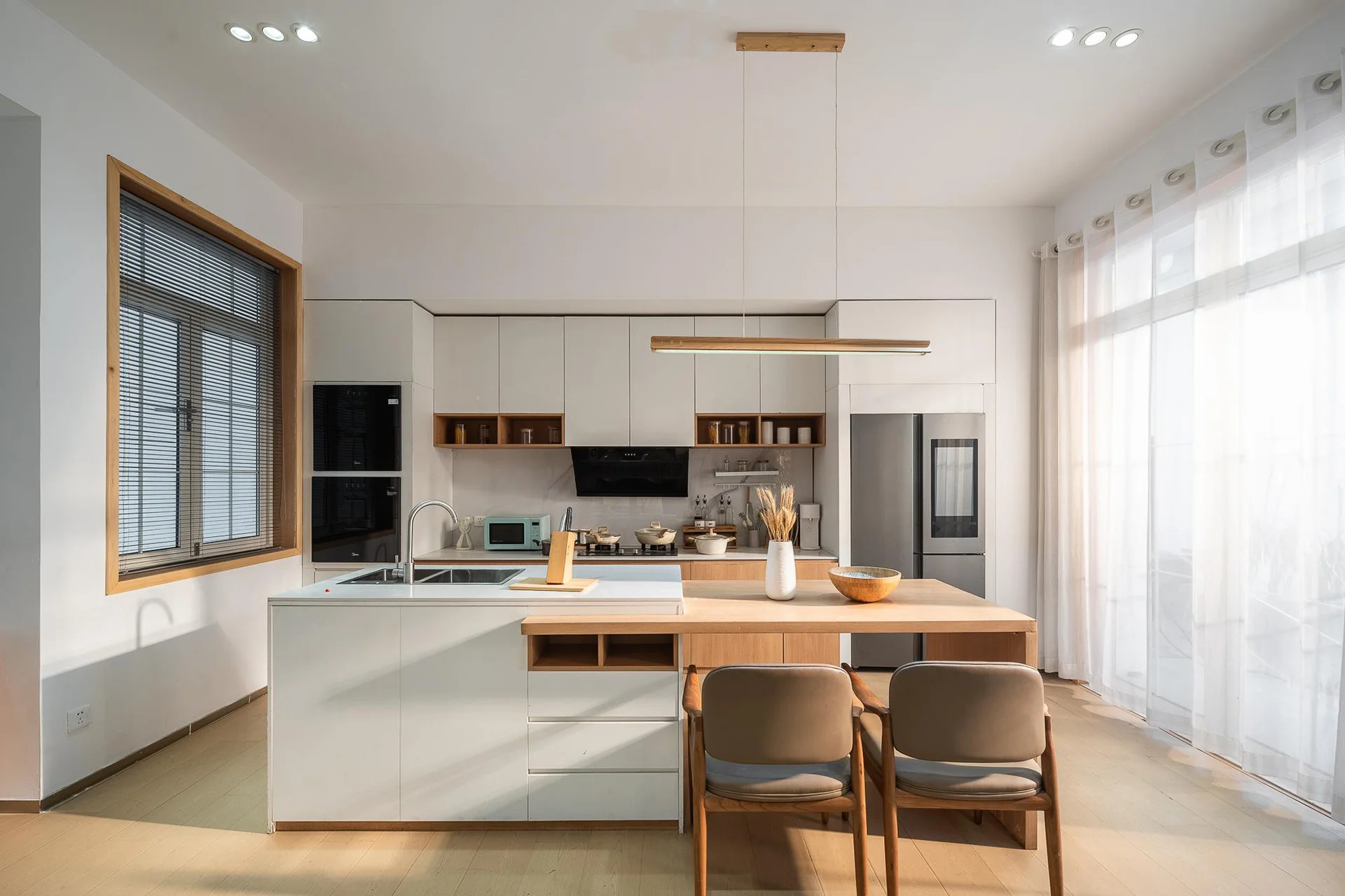 020 Residential Studio Base Kitchen studio scene reference