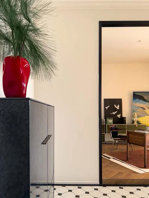Baoguang studio scene reference