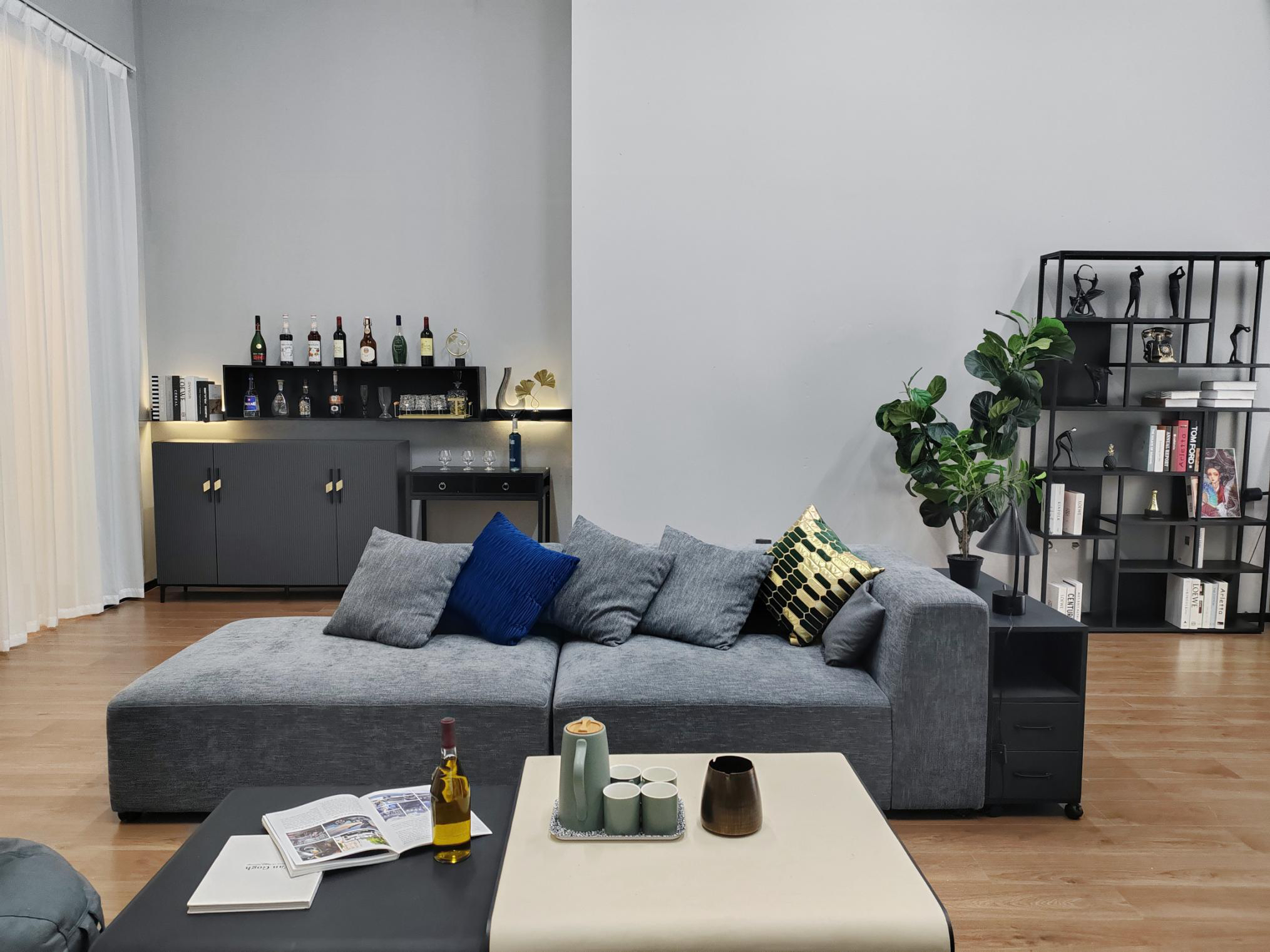 Tiancang Dark Minimal Studio Apartment studio scene reference